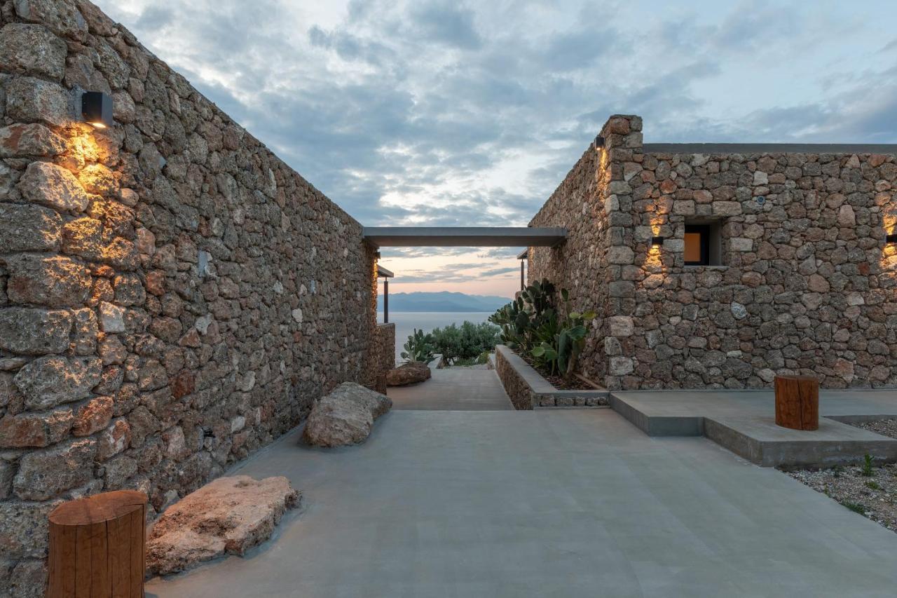 ​Le Grand Bleu Resort Derveni Exterior photo