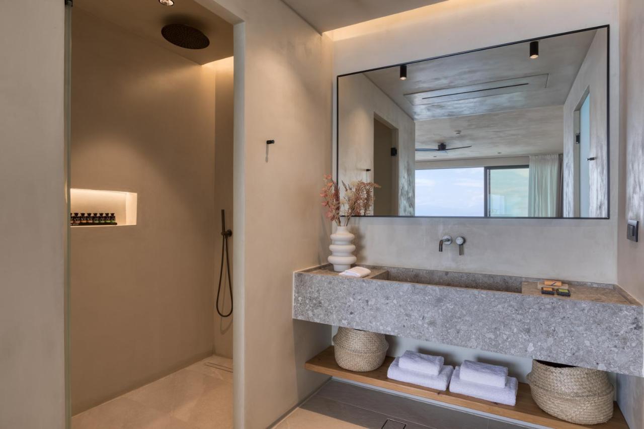 ​Le Grand Bleu Resort Derveni Exterior photo
