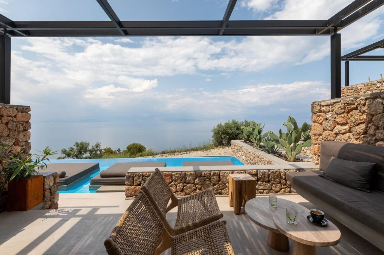 ​Le Grand Bleu Resort Derveni Exterior photo