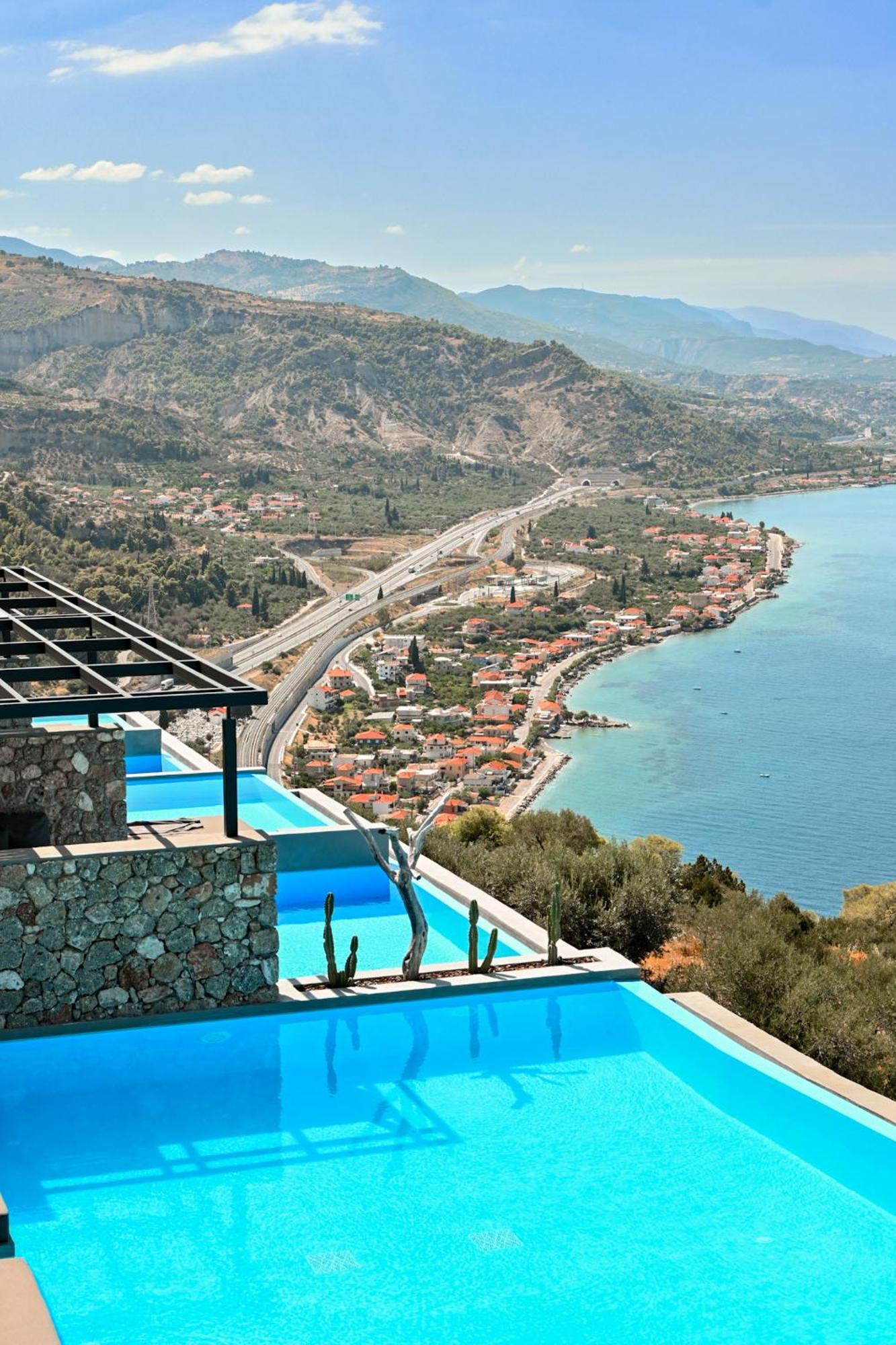​Le Grand Bleu Resort Derveni Exterior photo