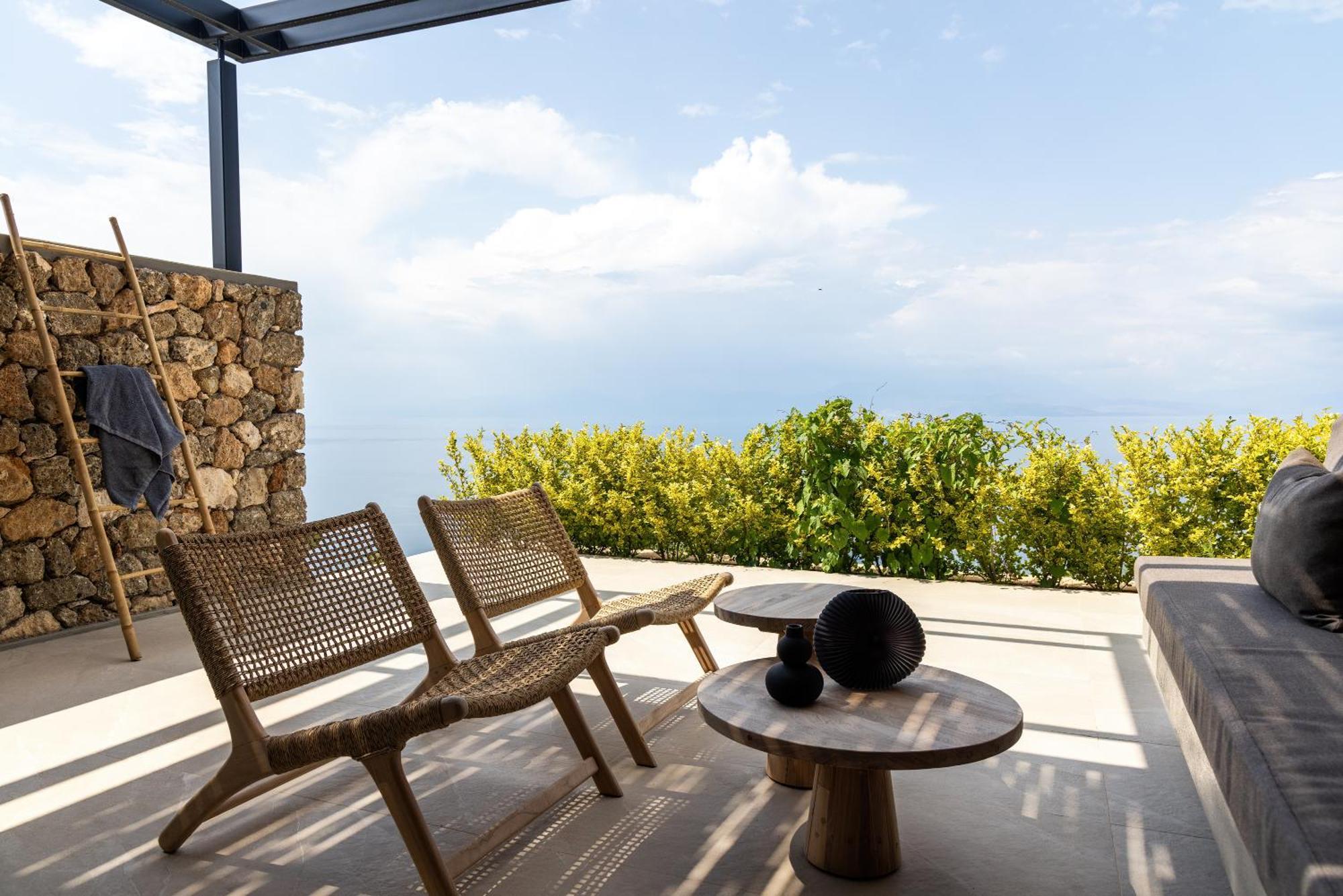 ​Le Grand Bleu Resort Derveni Exterior photo